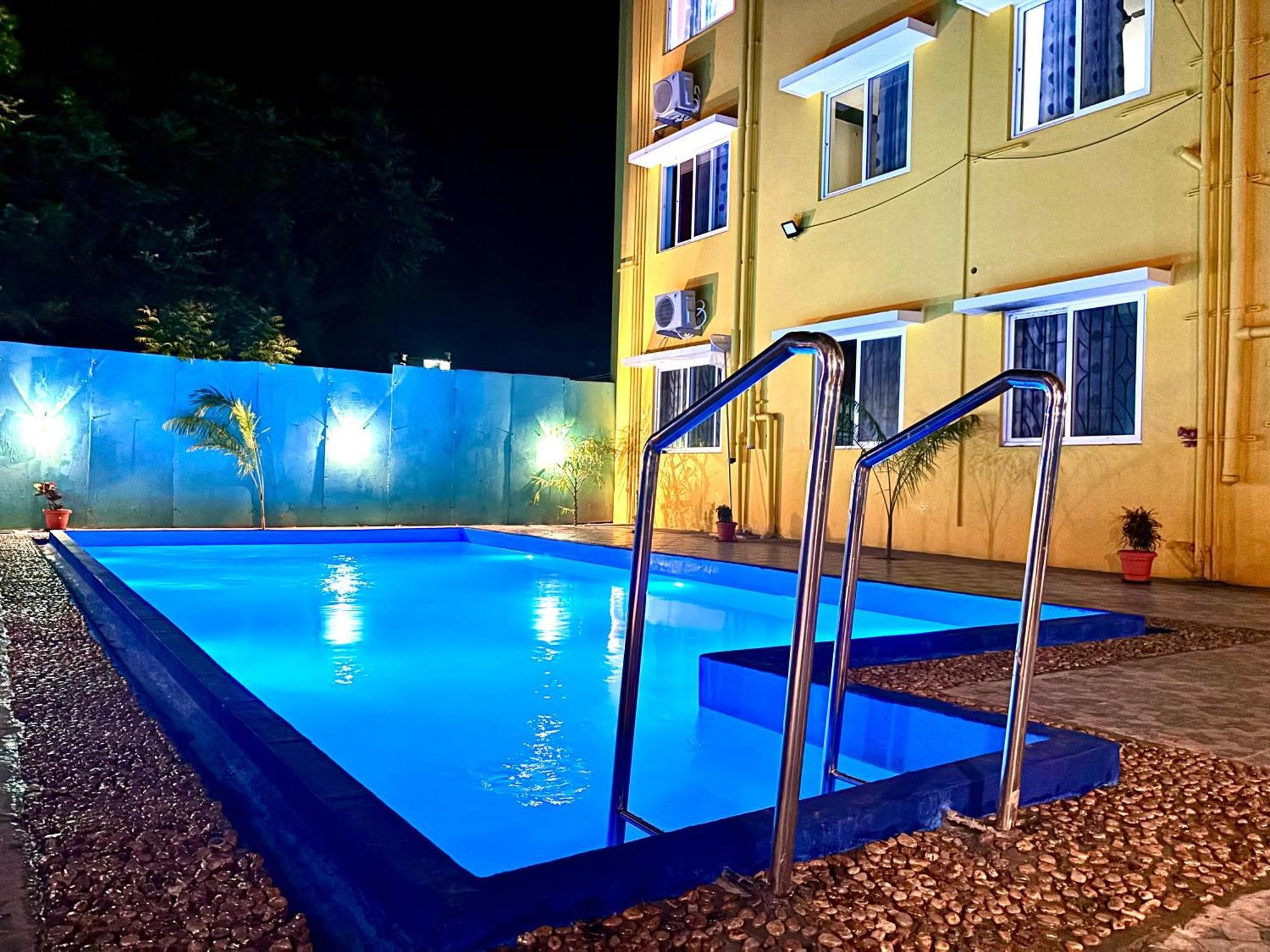 Auro Galaxy Villa Puducherry Buitenkant foto