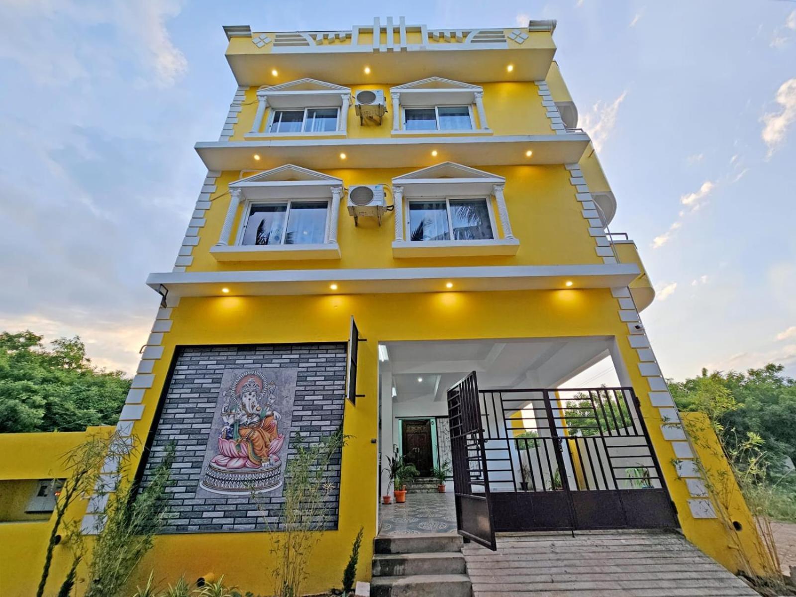 Auro Galaxy Villa Puducherry Buitenkant foto