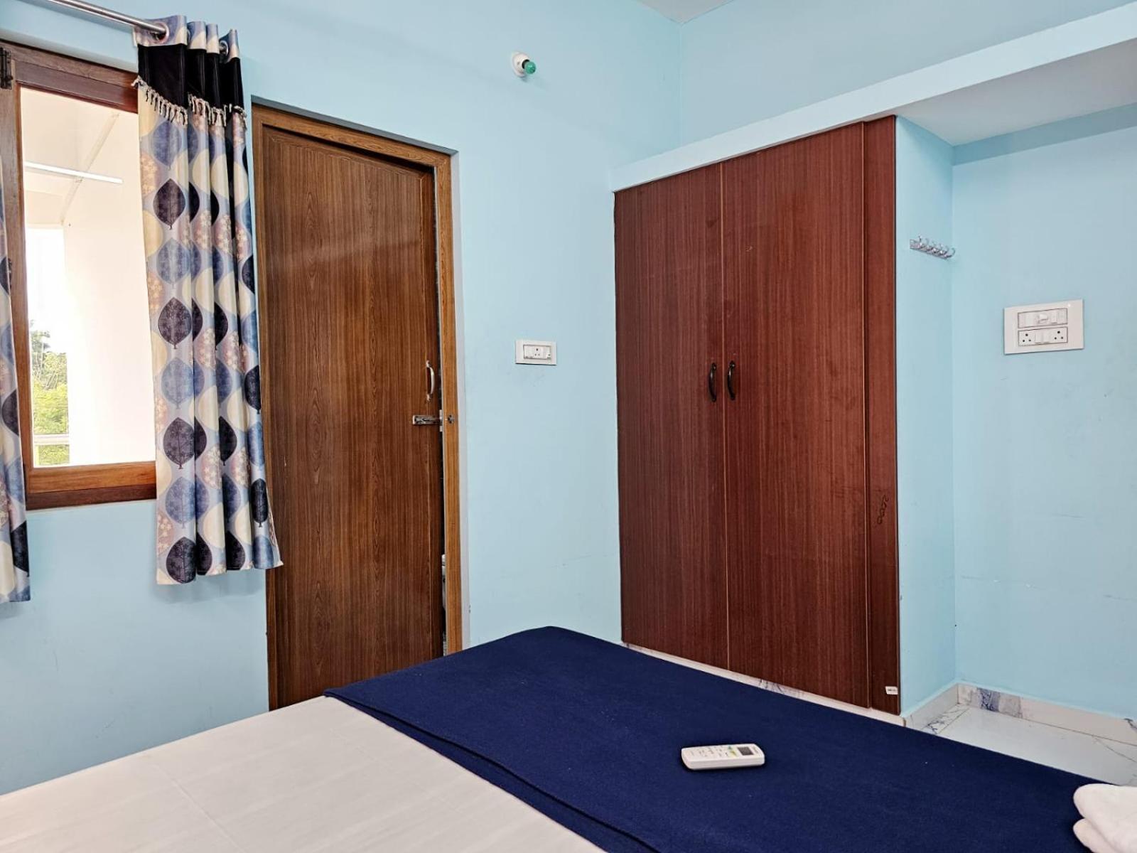 Auro Galaxy Villa Puducherry Buitenkant foto