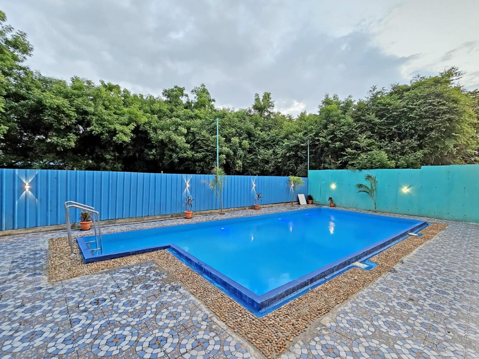 Auro Galaxy Villa Puducherry Buitenkant foto